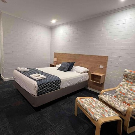 Katherine Motel Εξωτερικό φωτογραφία