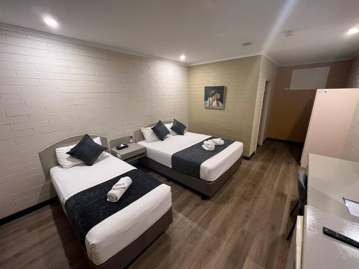 Katherine Motel Εξωτερικό φωτογραφία