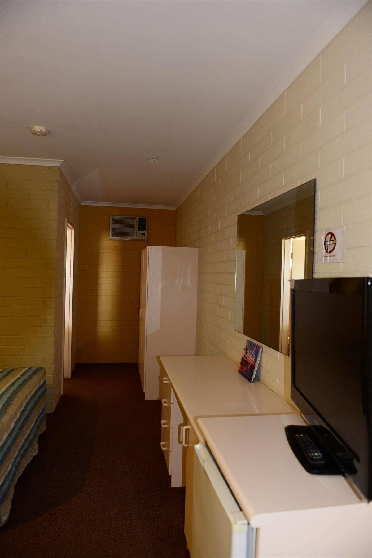 Katherine Motel Εξωτερικό φωτογραφία